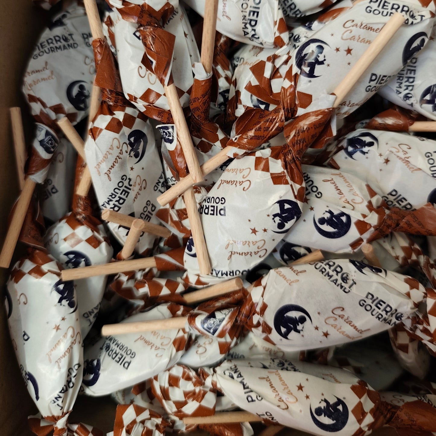 Sucette Pierrot Gourmand Caramel - A l'unité